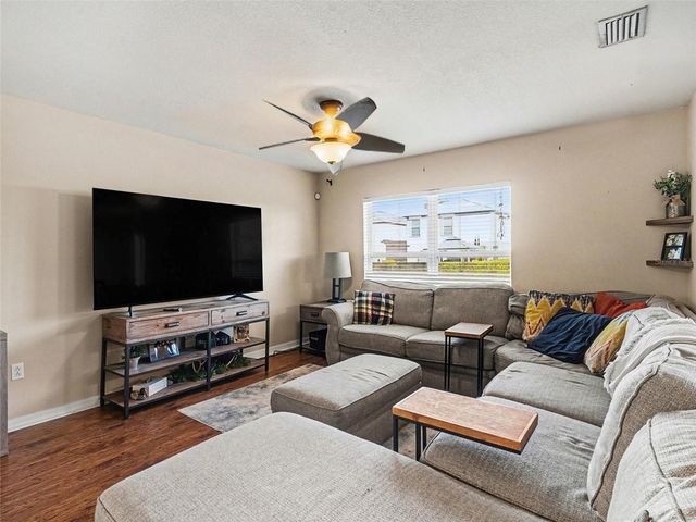 7136 CHATUM LIGHT RUN, Bradenton, FL 34212