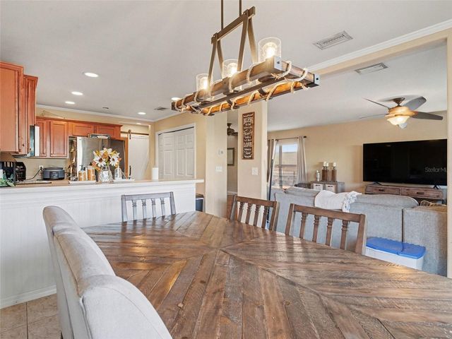 7136 CHATUM LIGHT RUN, Bradenton, FL 34212