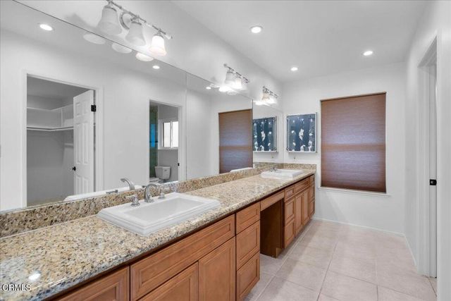 2222 Pier Avenue, Santa Monica, CA 90405