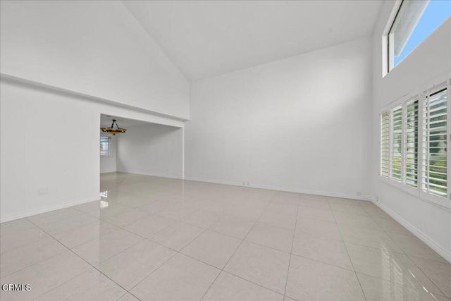2222 Pier Avenue, Santa Monica, CA 90405