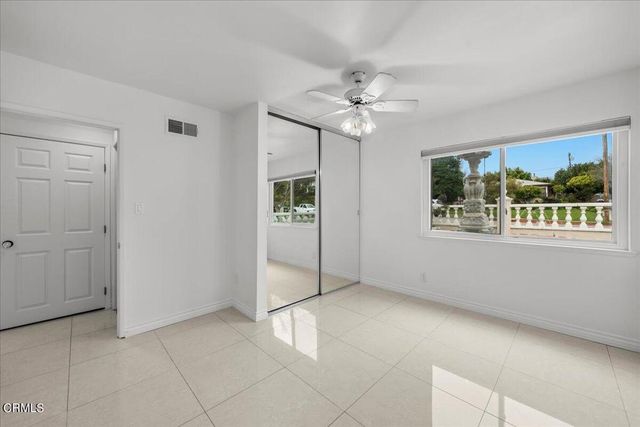 2222 Pier Avenue, Santa Monica, CA 90405