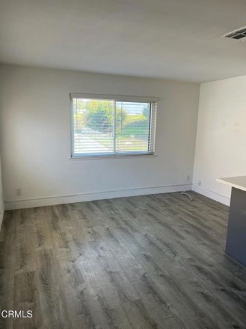 2222 Pier Avenue, Santa Monica, CA 90405