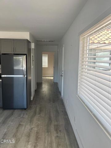 2222 Pier Avenue, Santa Monica, CA 90405