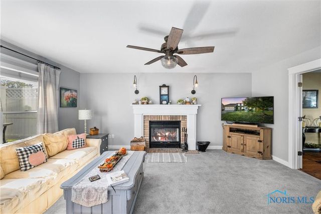 1852 Horseshoe Bend Drive, Perrysburg, OH 43551