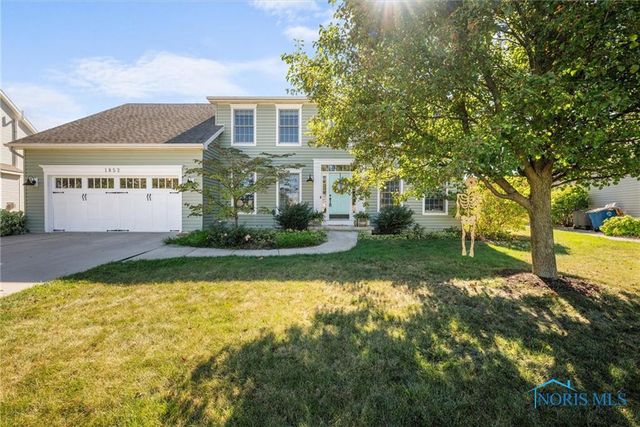 1852 Horseshoe Bend Drive, Perrysburg, OH 43551