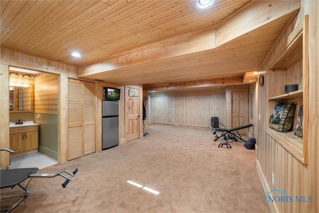 1852 Horseshoe Bend Drive, Perrysburg, OH 43551