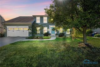 1852 Horseshoe Bend Drive, Perrysburg, OH 43551