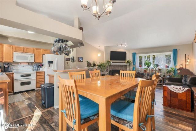 14240 Snowdrift Way, Anchorage, AK 99515