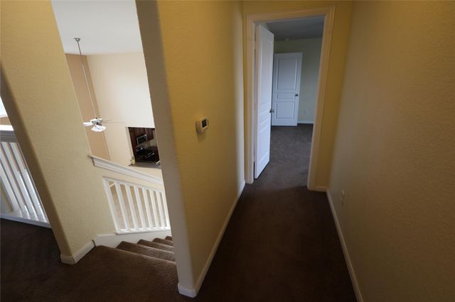 5032 Irvine LN, Del Valle, TX 78617