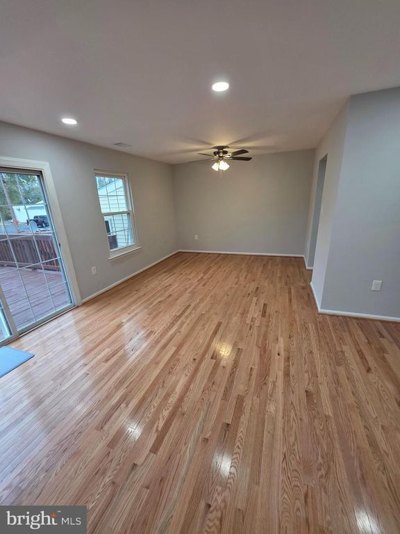 Image 25 of property listing at 23 PARK SQUARE DR, Indian Head, MD 20640