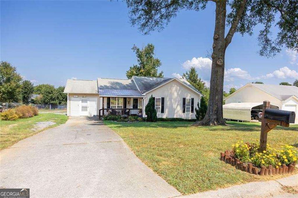 120 Fieldcrest Drive SE, Calhoun, GA 30701