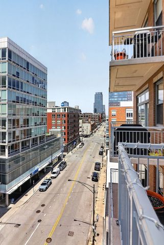 950 W MONROE Street 612, Chicago, IL 60607
