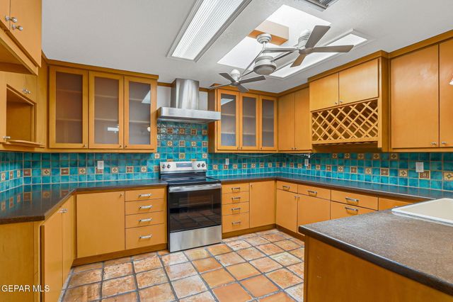 766 ESPADA Drive E, El Paso, TX 79912