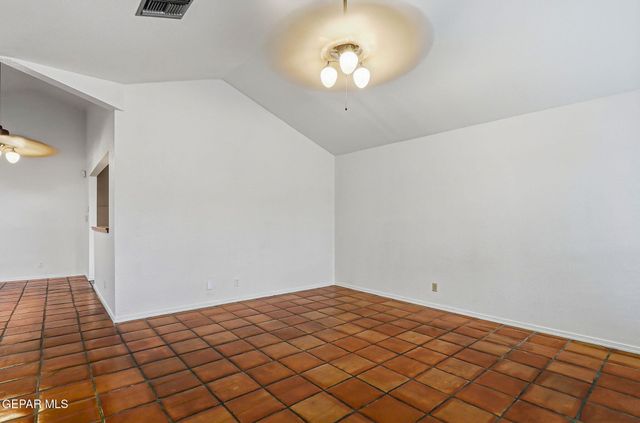 766 ESPADA Drive E, El Paso, TX 79912