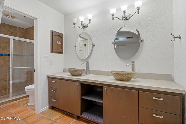 766 ESPADA Drive E, El Paso, TX 79912