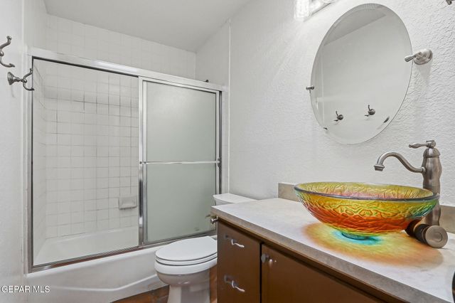 766 ESPADA Drive E, El Paso, TX 79912