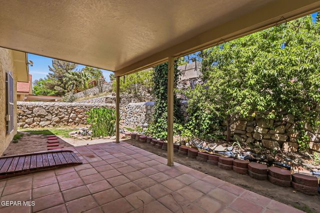 766 ESPADA Drive E, El Paso, TX 79912