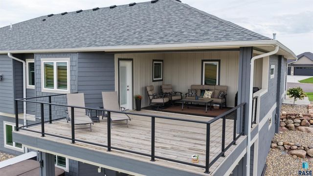 1016 Putter Cir Circle, Dell Rapids, SD 57022