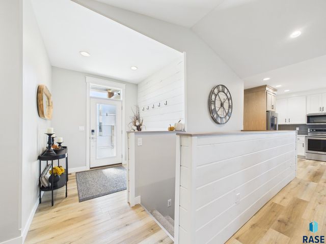 1016 Putter Cir Circle, Dell Rapids, SD 57022