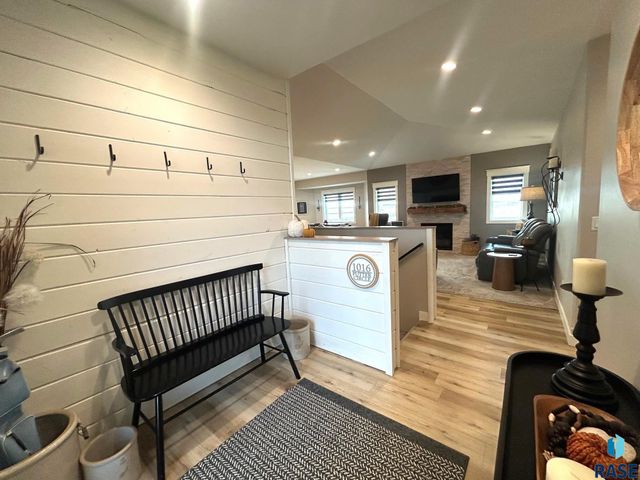 1016 Putter Cir Circle, Dell Rapids, SD 57022