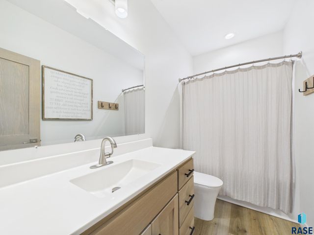 1016 Putter Cir Circle, Dell Rapids, SD 57022