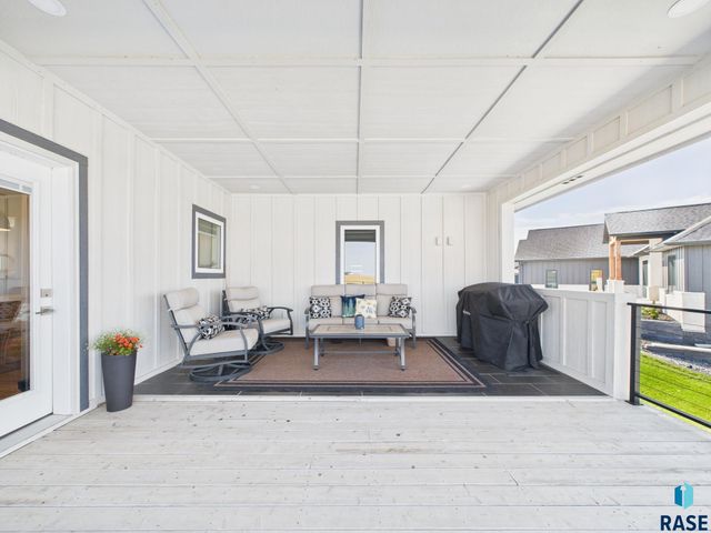 1016 Putter Cir Circle, Dell Rapids, SD 57022