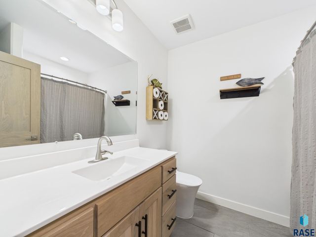 1016 Putter Cir Circle, Dell Rapids, SD 57022