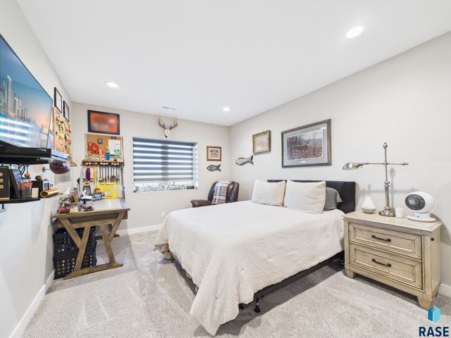 1016 Putter Cir Circle, Dell Rapids, SD 57022