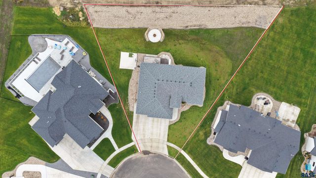 1016 Putter Cir Circle, Dell Rapids, SD 57022
