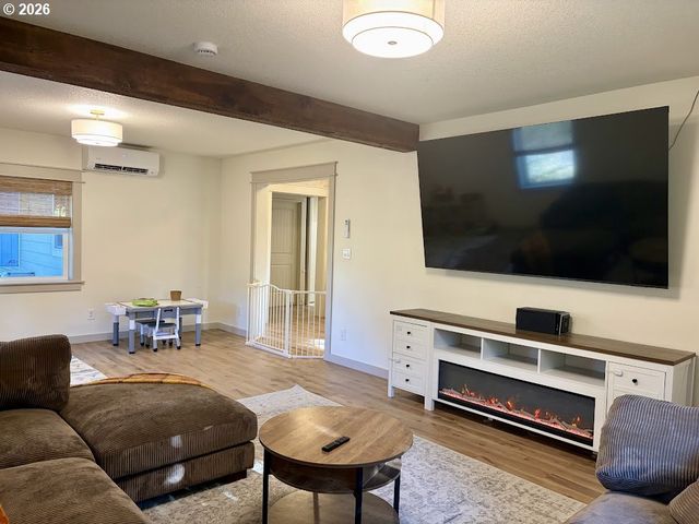 14963 S UNION MILLS Rd, Mulino, OR 97042
