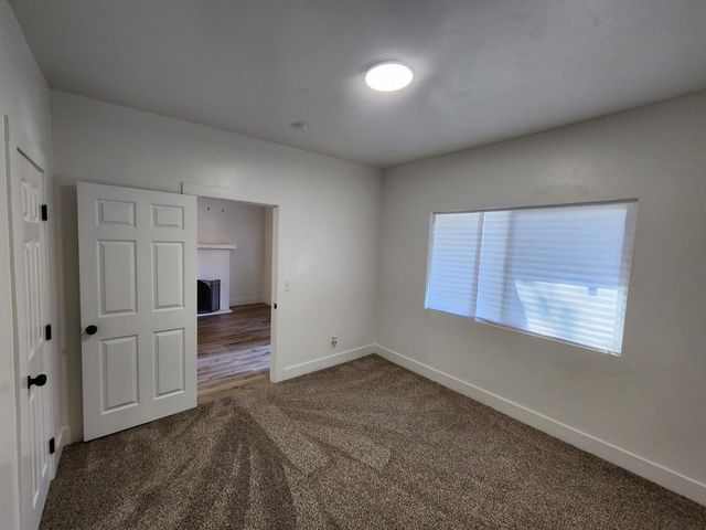 3243 E Mckenzie Avenue, Fresno, CA 93702