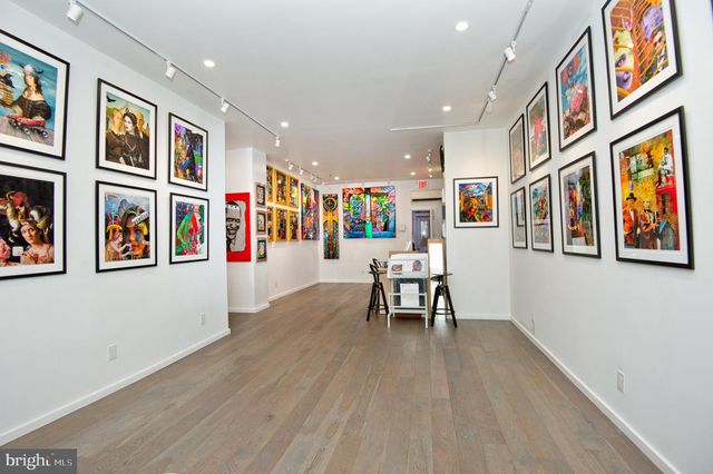 703 S 6TH ST, Philadelphia, PA 19147