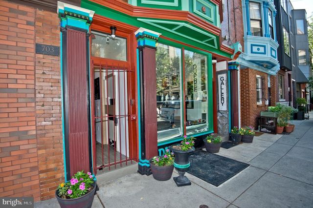 703 S 6TH ST, Philadelphia, PA 19147