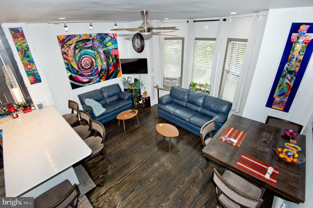 703 S 6TH ST, Philadelphia, PA 19147 — photo 3