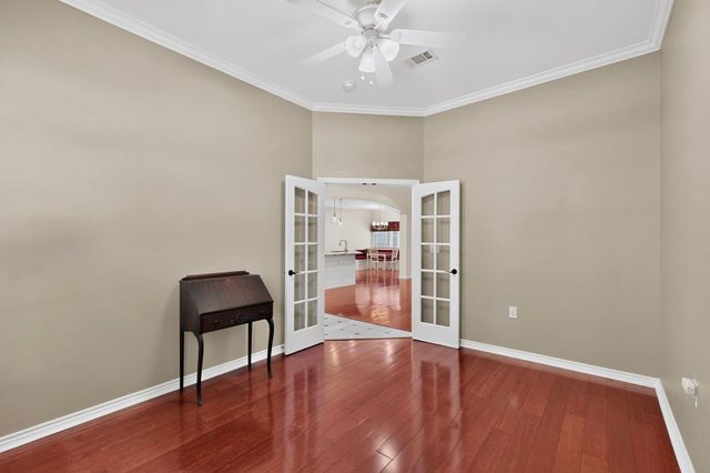 108 Cape Shore Drive, Mabank, TX 75143