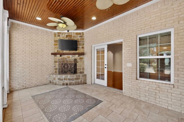 108 Cape Shore Drive, Mabank, TX 75143