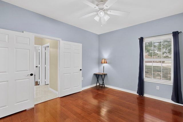 108 Cape Shore Drive, Mabank, TX 75143