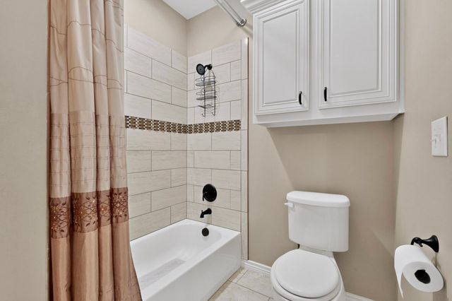108 Cape Shore Drive, Mabank, TX 75143