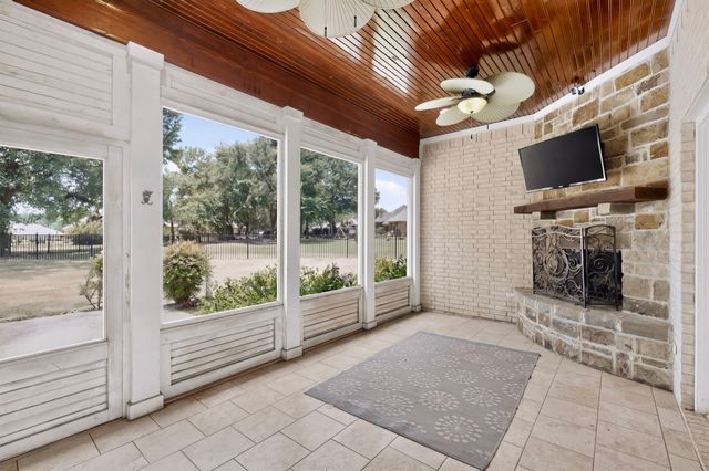 108 Cape Shore Drive, Mabank, TX 75143