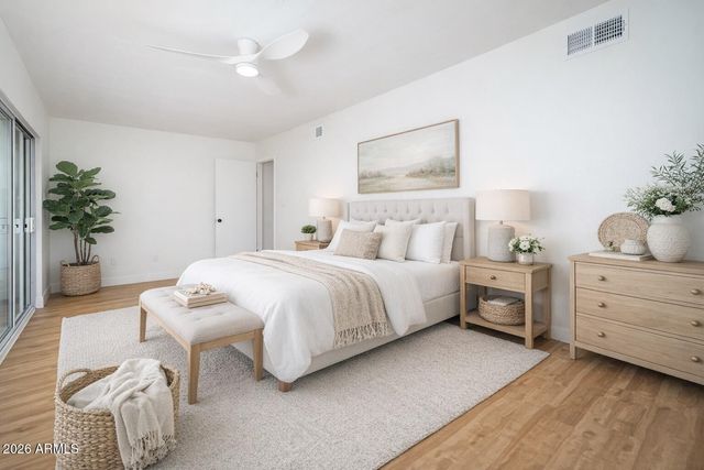 9638 W CINNABAR Avenue B, Peoria, AZ 85345