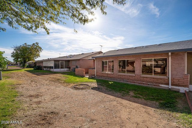 9638 W CINNABAR Avenue B, Peoria, AZ 85345