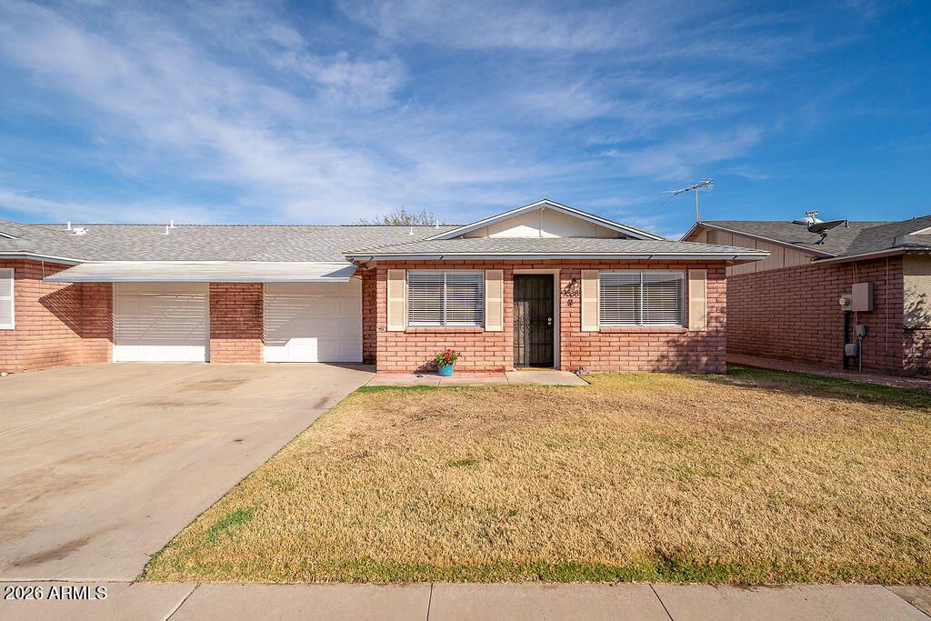 9638 W CINNABAR Avenue B, Peoria, AZ 85345