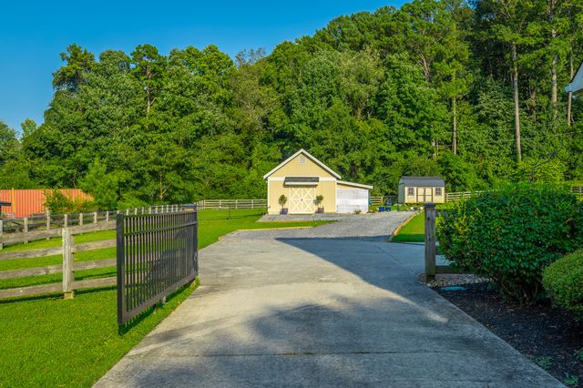 1104 Morris Lane, Chattanooga, TN 37421