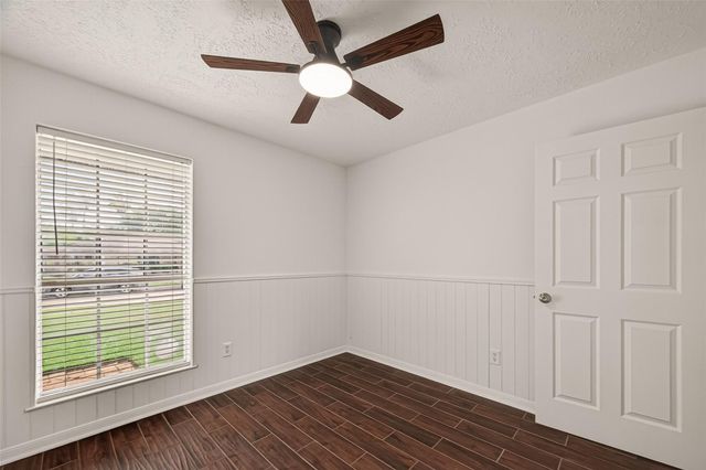 7419 S Choctaw Street, Baytown, TX 77521