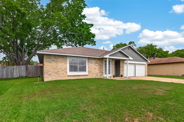 7419 S Choctaw Street, Baytown, TX 77521