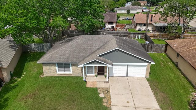 7419 S Choctaw Street, Baytown, TX 77521