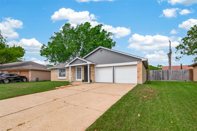 7419 S Choctaw Street, Baytown, TX 77521