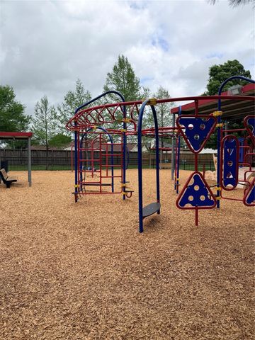 7419 S Choctaw Street, Baytown, TX 77521