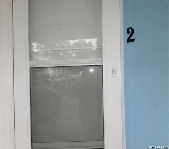 1730 W Poplar, San Antonio, TX 78207