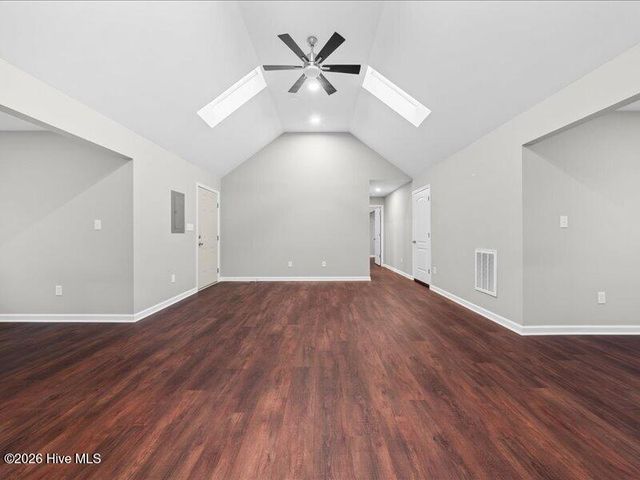 1050 Lakebay Road, Vass, NC 28394